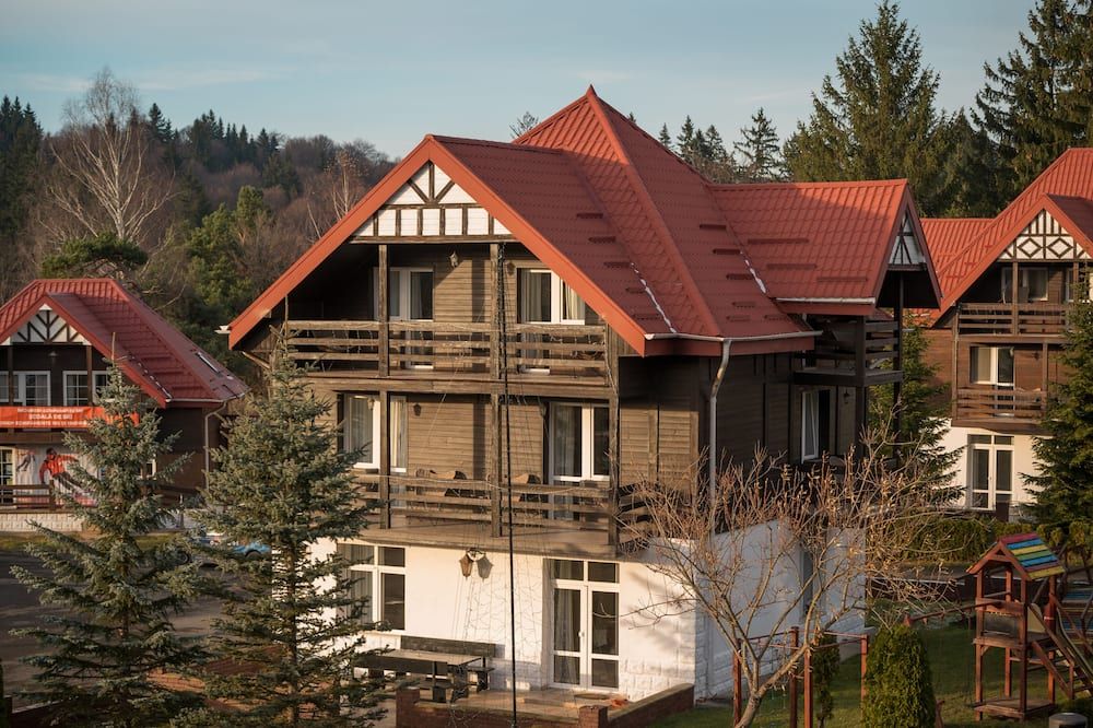 Monterai Resort - Poiana Brașov - Building
