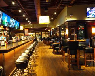 DoubleTree by Hilton Sioux City - Sioux City - Bar