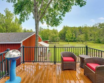 Cozy Holland Studio w/ Deck Near Lake Michigan! - Holland - Balcony