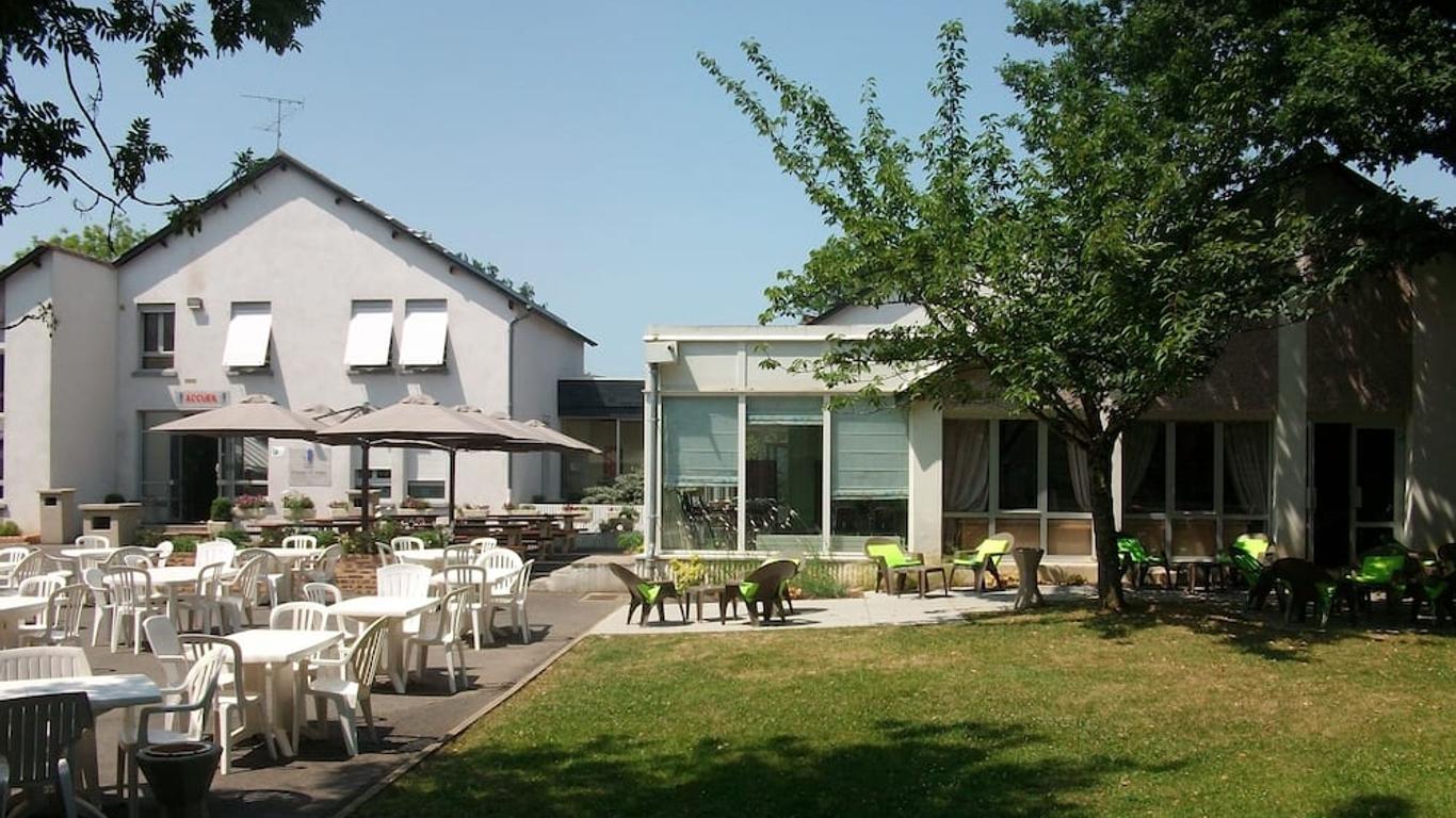Crjs Et Auberge De Jeunesse - Hostel