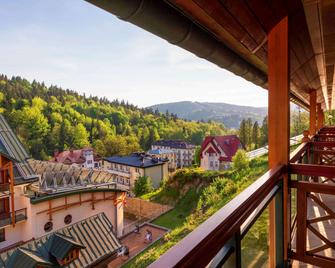 Hotel Mercure Krynica Zdroj Resort & Spa - Krynica-Zdroj - Balkon