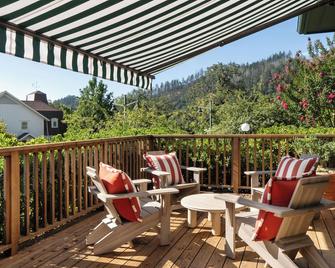 Wine Country Inn & Cottages Napa Valley - Saint Helena - Parveke