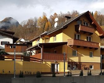 Haus Alpenblick Mölltal - Flattach - Gebouw