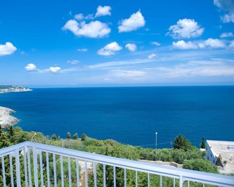 Hotel Orsa Maggiore - Castro - Balkon