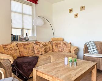 Apartment Boddenzauber by Interhome - Breege - Wohnzimmer