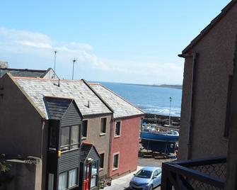 The old harbor master's apartment - Dunbar - Parveke