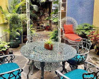 Boutique Hotel Casa Camellia - San Miguel de Allende - Patio