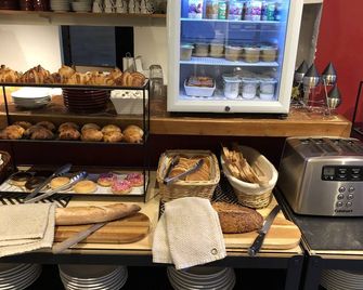 Hôtel du Musée - Arles - Buffet