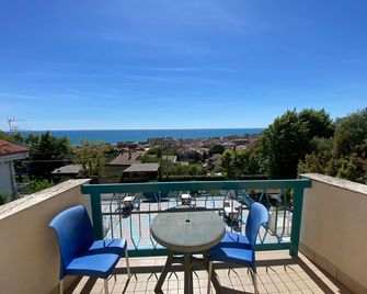 B&B Miramare Grottammare - Grottammare - Balcón