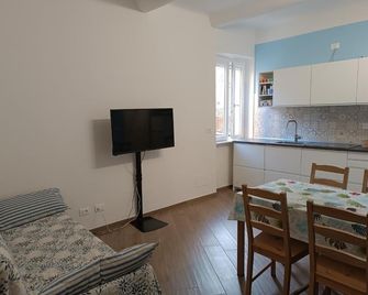 Appartamento Jonathan Livingston - Genoa - Dining room