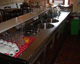 Agriturismo Tenuta Perruzzi - Leverano - Kitchen