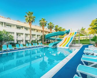 Armas Gul Beach - Kemer - Uima-allas