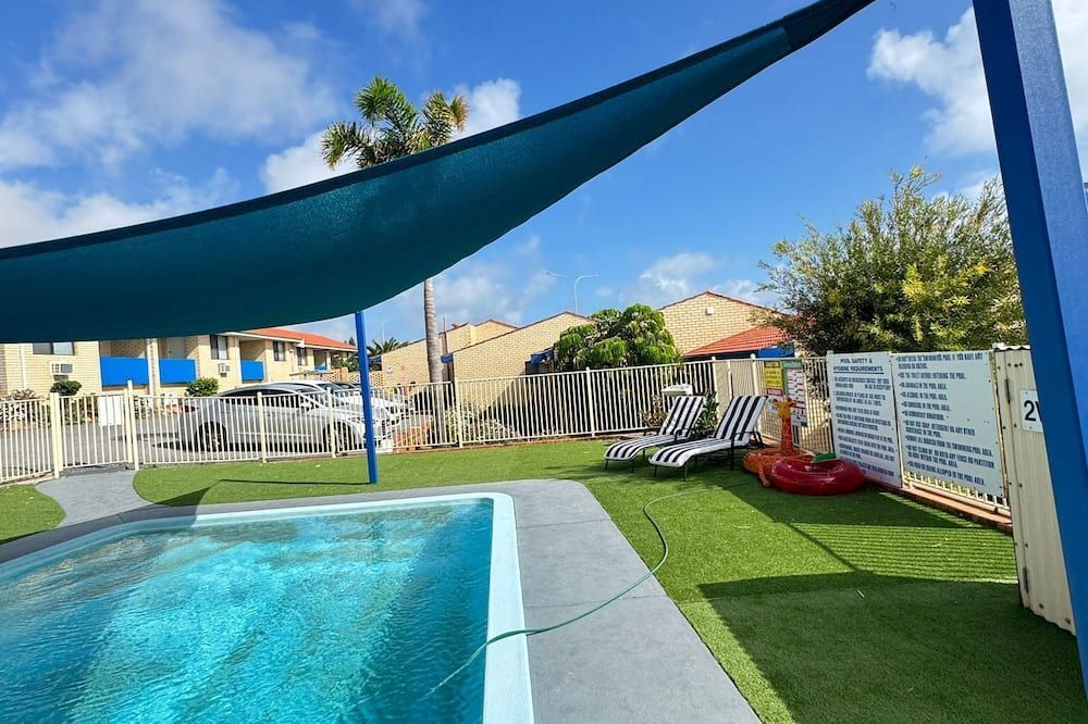 Ocean View Villas - Geraldton - Piscina