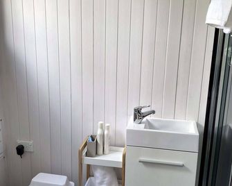Raintree Farmstay by Tiny Away - Bairnsdale