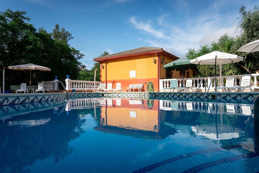Hotel Zeus - Merida - Bazén