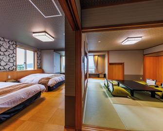 تودايا - توبا - غرفة نوم