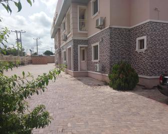 Viclin Diamond Hotels - Abuja - Building