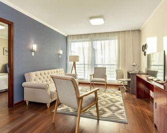 Nobile Hotel Estación Central - Santiago - Living room