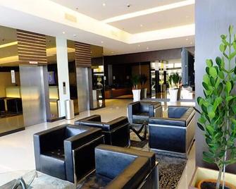 D Hotel - Seri Iskandar - Lobby