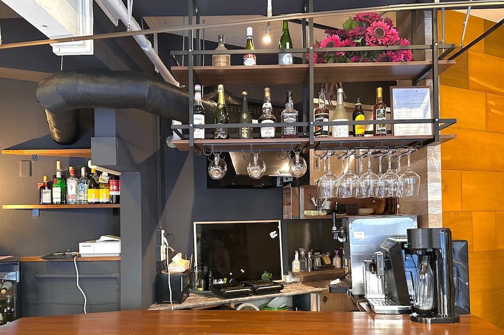 ستاي وورك أساكوسا جيست هاوس