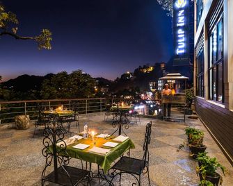 جرين كاسل مول رود - موسوري - شرفة مرصوفة