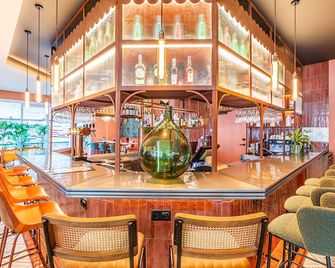 ibis Lisboa Parque das Naçoes - ליסבון - בר