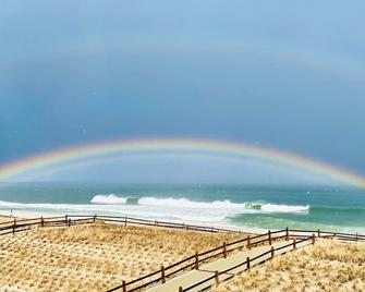 The perfect vacation spot for couples and families! NO groups of young adults. - Toms River - Beach
