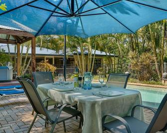 Synergy Beachside Nudist Retreat - Hervey Bay - Patio
