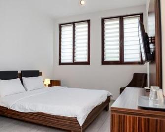 Luxe Stay - Târgu Mureş - Bedroom