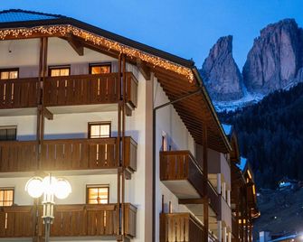 Garni Aritz - Campitello di Fassa - Bâtiment