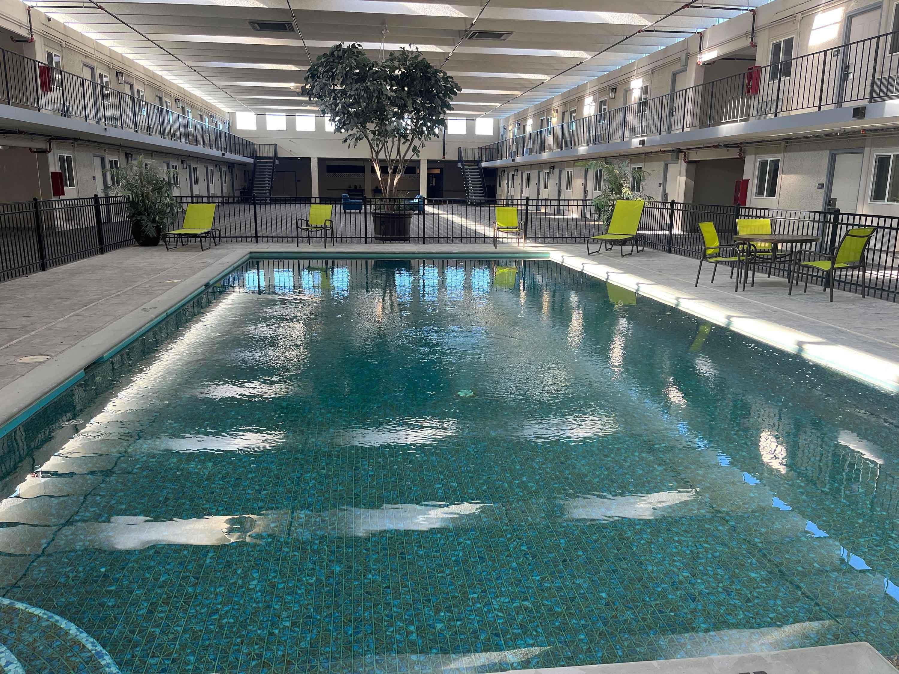Extended Stay America Select Suites - Sterling - Sterling - Piscina