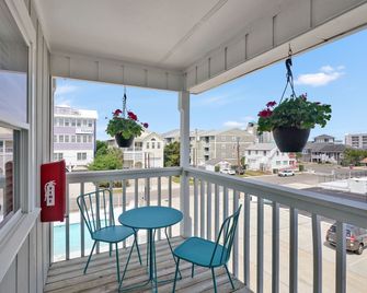 Dry Dock Inn - Carolina Beach - Balkon