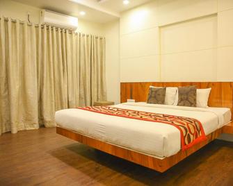 Hotel Madhuri Executive - Kolhapur - Slaapkamer