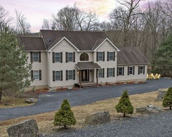 Camelback Ski Mts,firepit, Hottub,kalahari Waterpark,linens! - Tannersville - Toà nhà