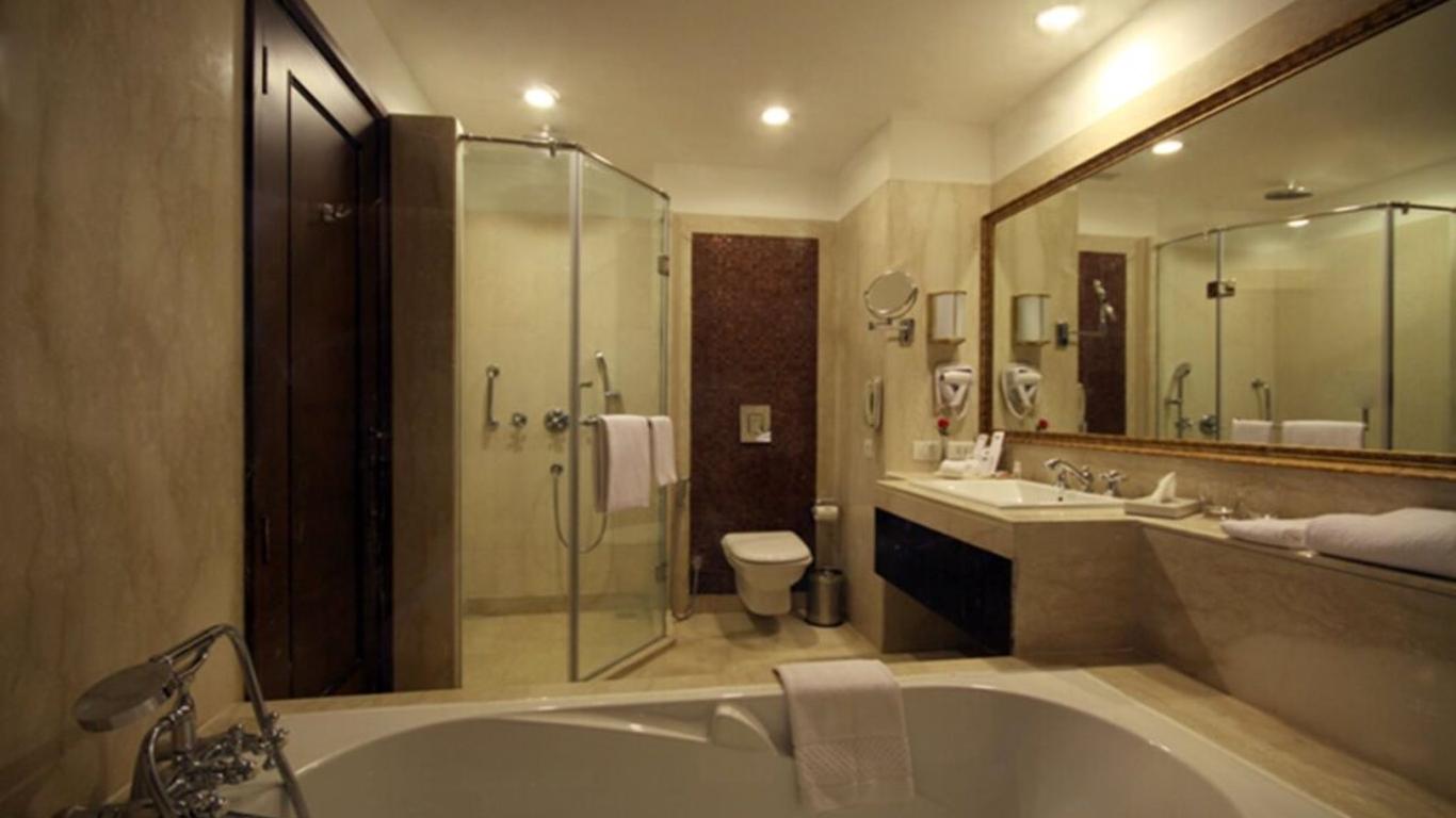 Country Inn Suites Satbari