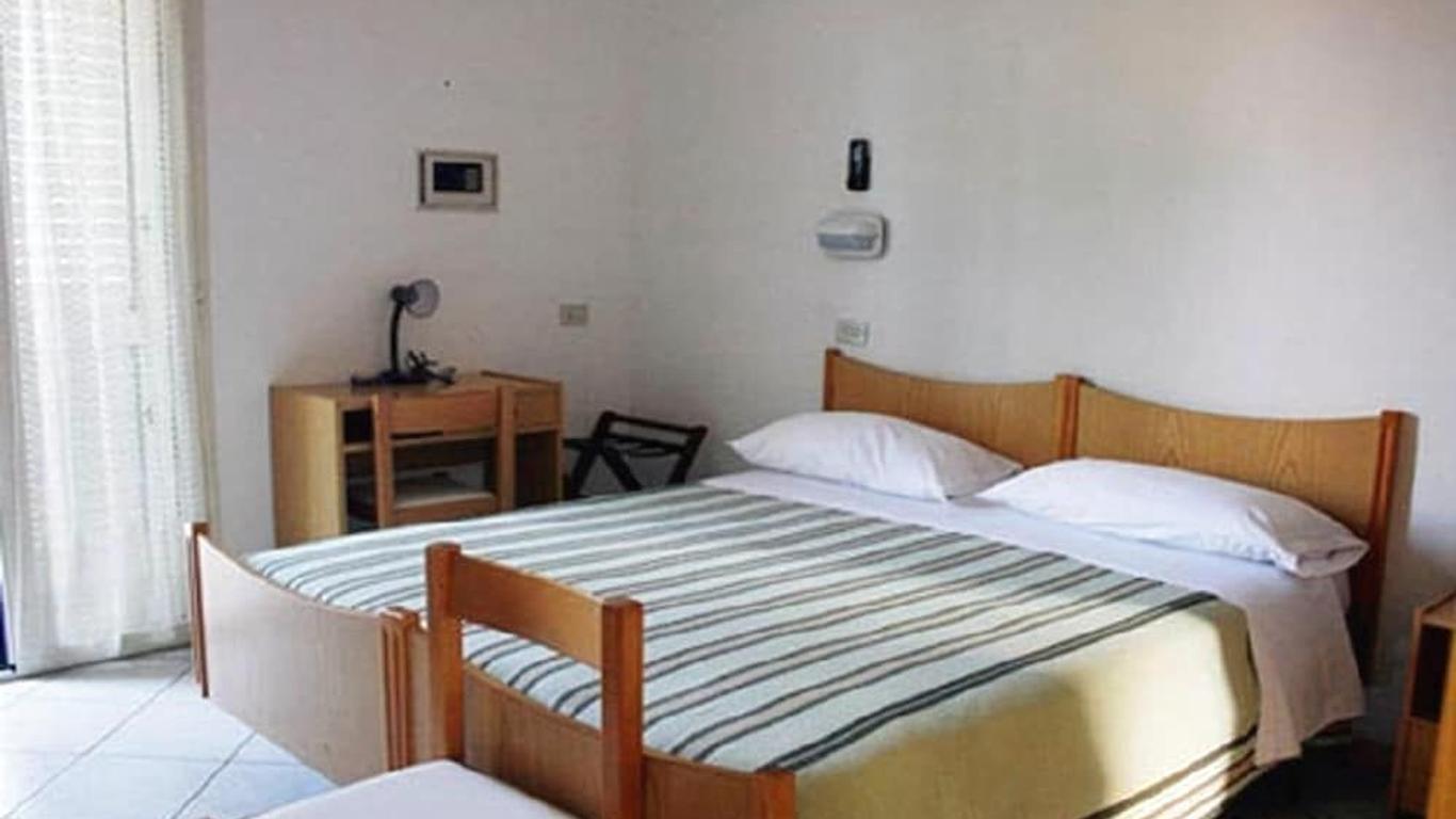 Hotel Serafini