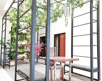 Casa Ts 16 - Malang - Edificio