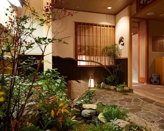 Nishitetsu Grand Hotel - Fukuoka - Vista del exterior