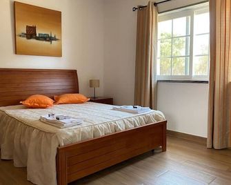 Lagoa Albufeira House - Sesimbra - Habitación