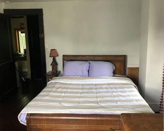 Your Own Home- Pet Friendly - Bradford - Bedroom