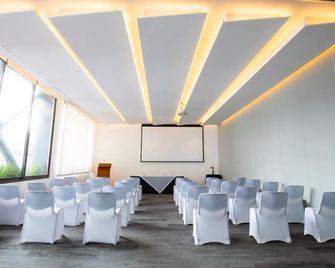 Horizon Hotel & Convention Center Morelia - Morelia - Sala de reuniões