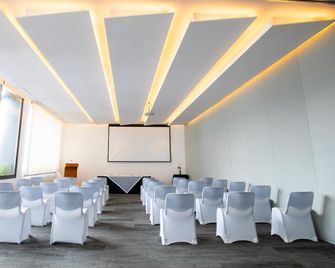 Horizon Hotel & Convention Center Morelia - Morelia - Sala de reuniões