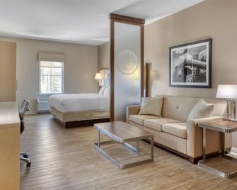 Best Western Bandera Suites & Saloon - Bandera - Slaapkamer