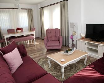 Dibek Homes Villa & Hotel - Yalikavak