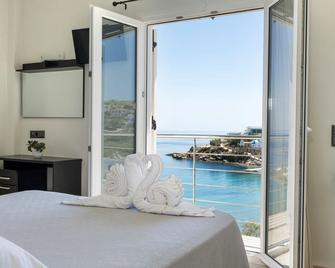 Hotel Alexandra - Megas Gialos - Ložnice