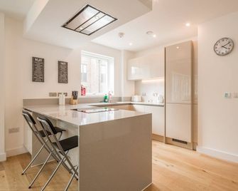 Kingfisher Cambridge Central South Apartment - Cambridge - Kitchen