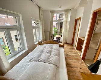 Family Lorenz & Coffee House - פראג - חדר שינה