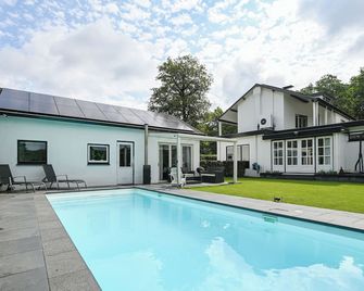 B&B 't Voorthuisje - de romantische getaway voor twee - Voorthuizen - Piscina