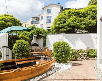 Appartementhaus Strandnähe - Warnemünde - Außenansicht