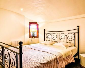 Residence Hoteliere La Sarrazine - La Garde-Freinet - Camera da letto